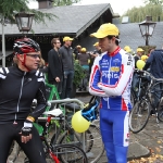 Ambassadeurs uit Cyclingteam Jo Piels zijn aanwezig